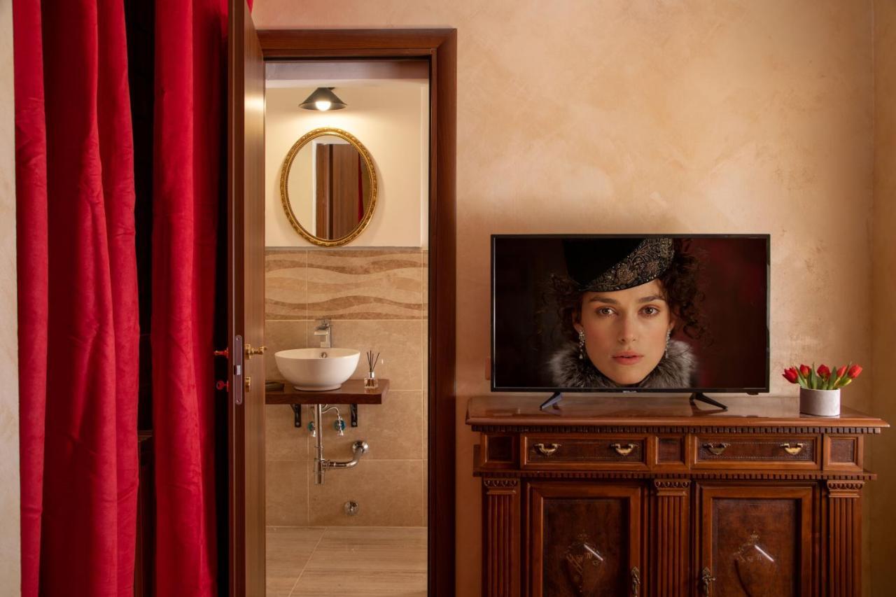 Residenza Nobile Laurina Hotel Rome Bagian luar foto